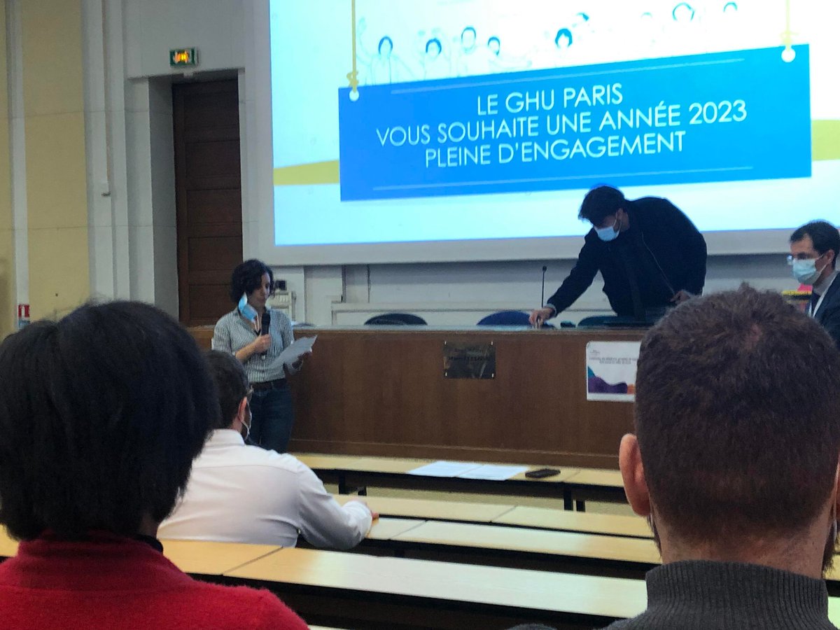 GhuParis's tweet photo. La cérémonie des vœux continue à l'Institut Paris Brune !
L’occasion pour l'#IPB de présenter leur projet d'#engagement #collectif :
#Interlud' : un projet thérapeutique pour développer l’offre de soins pdt les périodes de vacances scolaires pour les enfants et leur famille. https://t.co/P2qXZ1pBZK