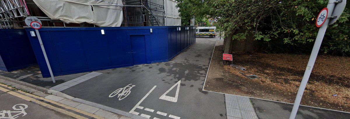 Cycleway, my arse! @issaddlethereis.bsky.social tweet media