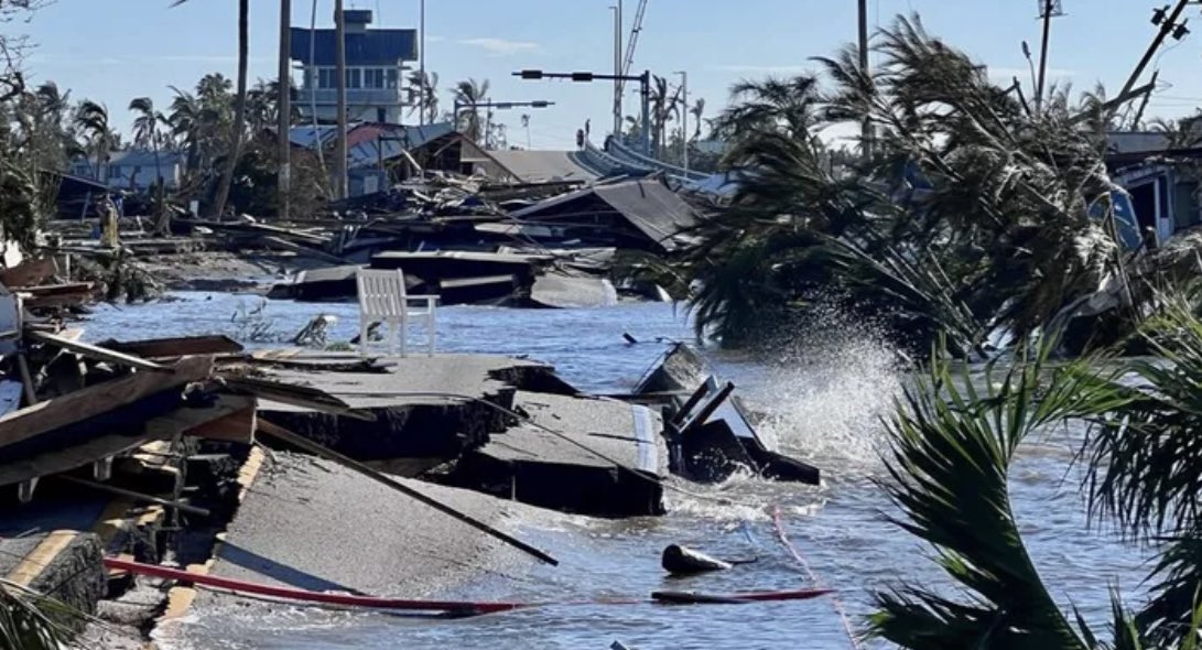 Nauset basketball alumni launch a GoFundMe page to benefit Anne Miller, widow of former <a href="/Nausetsports/">Nauset Athletics</a> boys basketball coach Leo Miller, whose home was destroyed in September by Hurricane Ian. #CapeCod 

📰: bit.ly/3XotTet