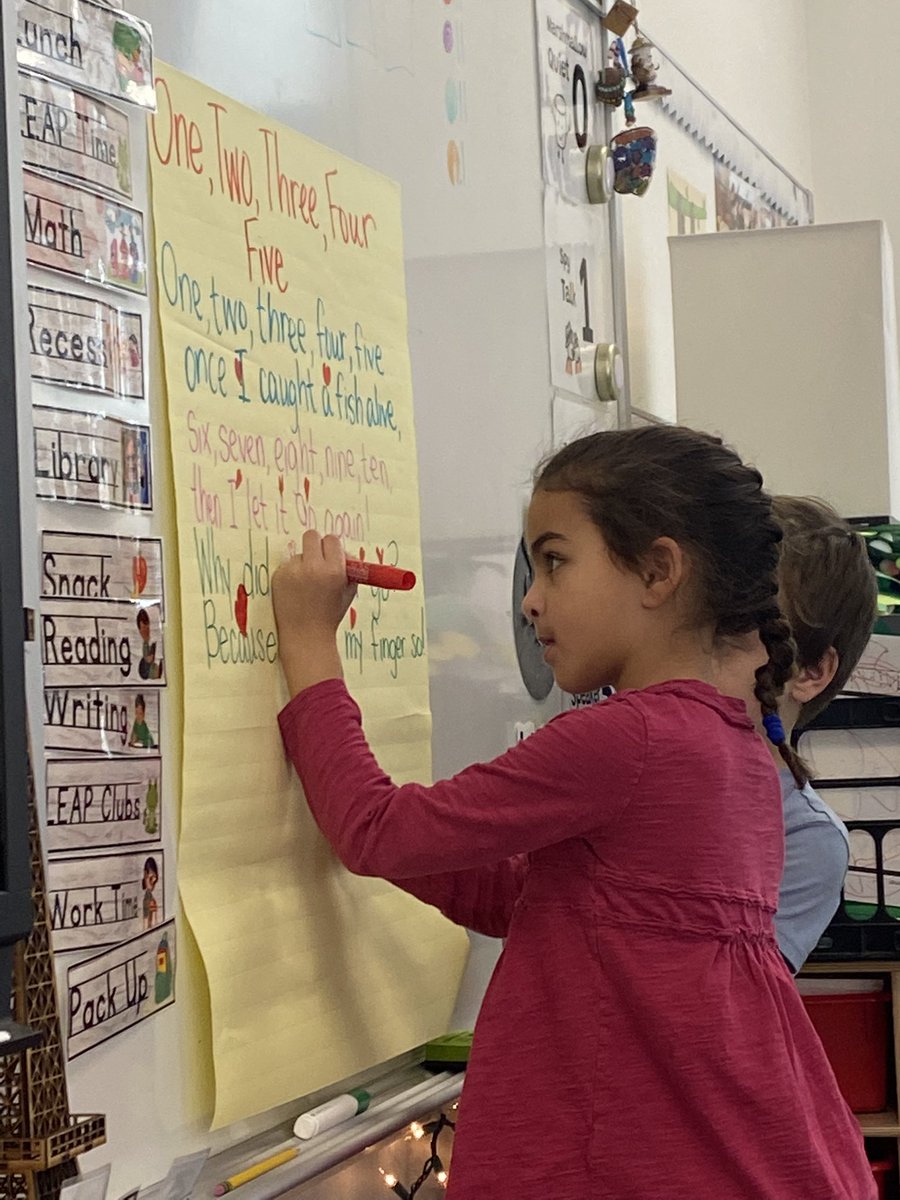 Mrs. Olivia Fishbook tweet media