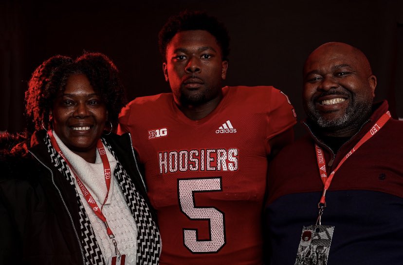 Committed… God gets all the Glory!! <a href="/IndianaFootball/">Indiana Football</a> #IUFB #LEO