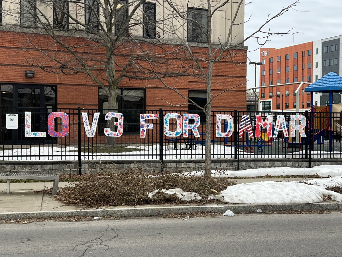 ColeyHarvey's tweet photo. Across from Buffalo General Medical Center, where Damar Hamlin had been transferred earlier this week, there’s this message. https://t.co/8l3rGTDzvS