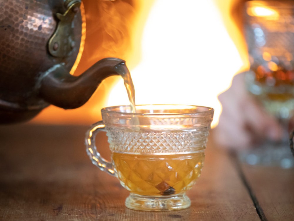 In honor of National #HotToddy Day, we're celebrating with one of our favorite winter warmers, the Hot Off the Press!☕️🐝

Tap for the recipe👉 bit.ly/3XbRqzg

#toddy #hottoddytime #hotcocktails #wintercocktails