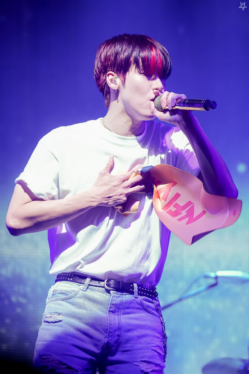 starrydream0520's tweet photo. 230107 엔콘3 &amp;3 Day 1

✨ 

#엔플라잉 #NFlyingin #이승협 #LeeSeungHyub https://t.co/kx5EHcobYd