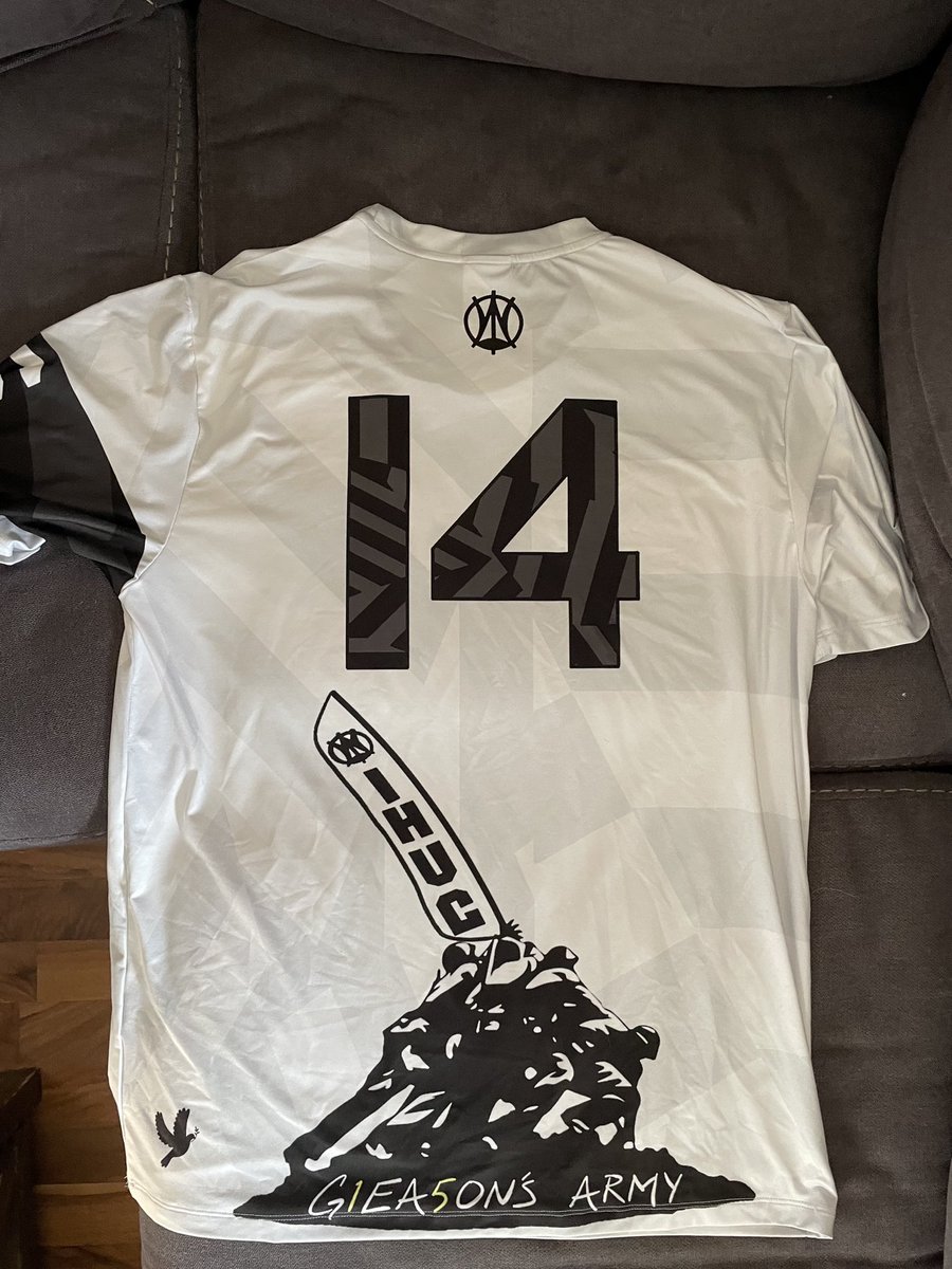 UofIowaUltimate's tweet photo. 15 years ago today, IHUC Captain Brian Gleason passed away in a tragic car accident at the age of 25. Our white jerseys this season will celebrate the life and legacy Gleason left behind.  

Read more about his impact below. https://t.co/vylC7qvvwe