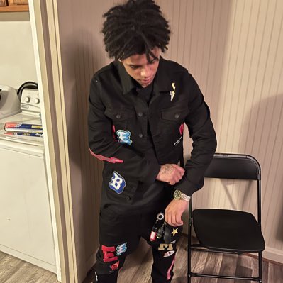 #NewProfilePic https://t.co/7ZCf7NOUL8<a href="/tag/newprofilepic"class="tags">#NewProfilePic</a>