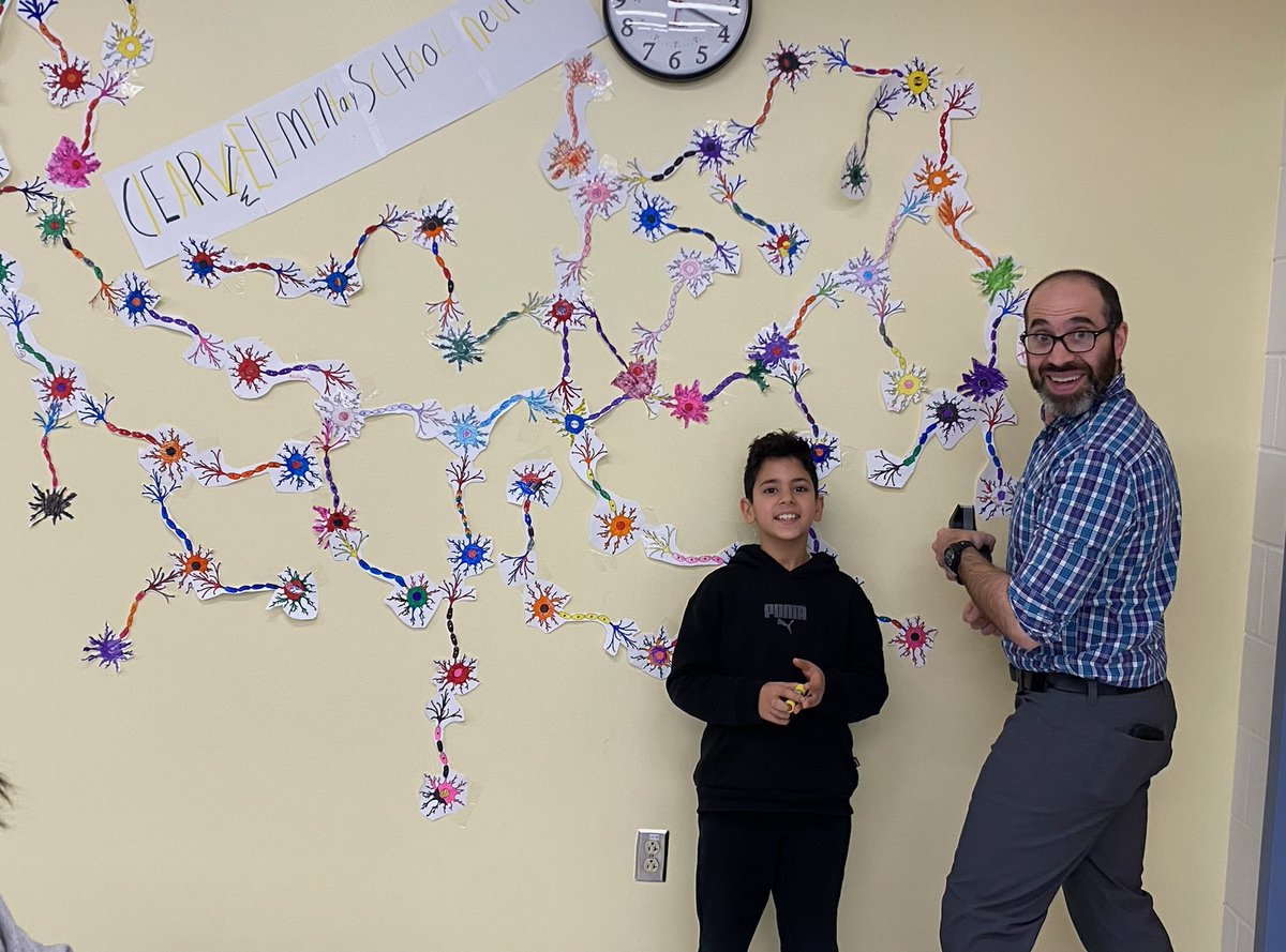 MrNewboldEdu's tweet image. Illustrating what learning "physically" looks like and the importance of perseverance. @Clearview_ES. #elemscience #elementary #scienceedu #scienceeducation