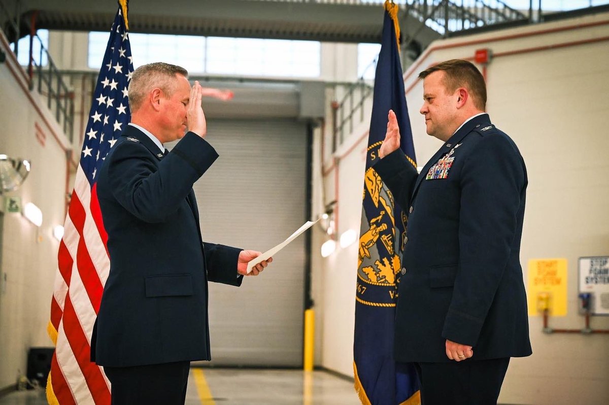 155thARW's tweet photo. Please join us in congratulating John Loken on his promotion to the rank of colonel in the Nebraska Air National Guard. Well deserved sir!
#NEGuard | #Neang | #Colonel https://t.co/OU7r4BtkmN