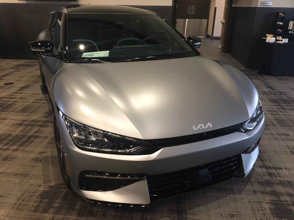 Aster_dexmint's tweet photo. From the M1 Concourse in Pontiac, Michigan…-the 2023 North American Car Truck and Utility Vehicle of the Year awards…Car of the Year…Acura Integra…Truck of the Year…Ford F-150 Lightning…Utility of the Year…Kia EV6 @MotorWeek https://t.co/d796t5ihwv