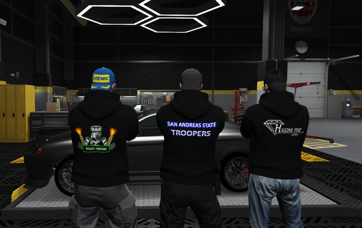 aftershock_rp's tweet photo. Our badass new hoodies 😎🤘
#gta #gtarp #fivem #gtaroleplay https://t.co/jaibA7wusP