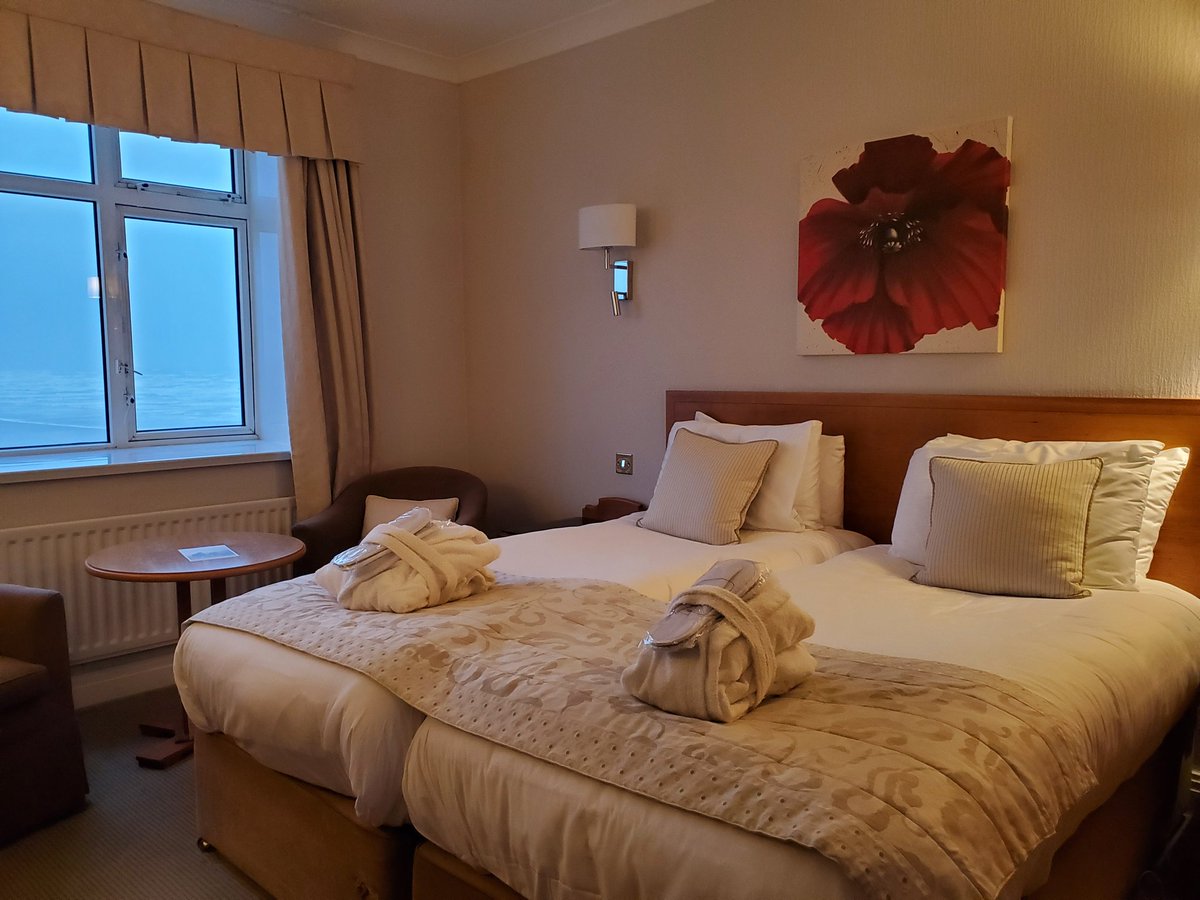 Monica Or FIH - The Dancing Hotel Inspector (@monica__or) on Twitter photo Lovely welcome from <a href="/SauntonSandsHot/">Saunton Sands Hotel</a>. Looking forward to a few days of R&R. Thank you <a href="/IoH_Online/">Institute of Hospitality</a> Lovely welcome from <a href="/SauntonSandsHot/">Saunton Sands Hotel</a>. Looking forward to a few days of R&R. Thank you <a href="/IoH_Online/">Institute of Hospitality</a>