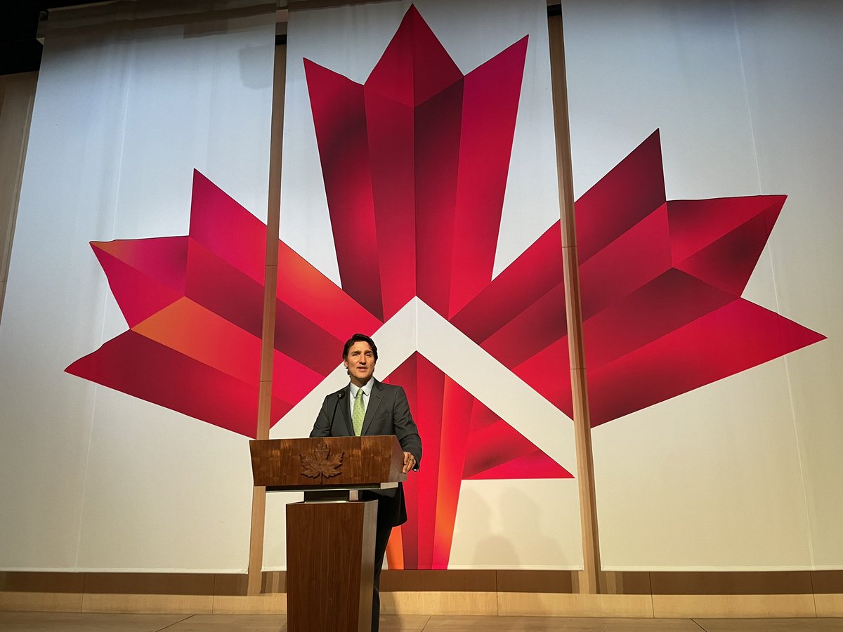 CanChamMx's tweet photo. Thank you Prime Minister @JustinTrudeau for such an inspiring message. @CanChamMx is committed to keep promoting trade and investment between our countries 🇲🇽🇨🇦. 

#NALS #CumbreDeLideresDeAmericaDelNorte 
#NAFTA #TMEC #CLAN #JustinTrudeau https://t.co/6w7KIwKH4Y