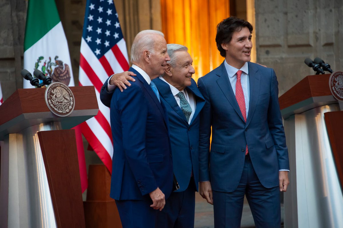 JorgeTaddeiB's tweet photo. La agenda progresista campea en la cumbre de Norteamérica:
1) diversidad, equidad e inclusión; 2) cambio climático y medio ambiente; 3)compe-
titividad; 4)migración y desarrollo; 
5) salud; y 6) seguridad regional.

México le imprimió la calidez latina.

Muy bien AMLO!
La 4T va! https://t.co/emhheJNzXm