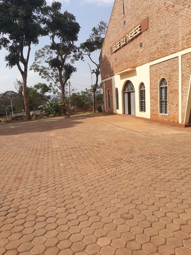 ChurchesOfNote's tweet photo. 🇷🇼 - Ste Therese; CP5V+4RG, Butare, Rwanda
https://t.co/X1hmFbOxhP
#Rwanda
#StepByStep 👣
#ChurchesOnTwitter
Been here? ❤️
#JesusChrist #Bible #Christianity #Photography #BibleVerse #Christian
🧵 1/ https://t.co/2iuRLcqICl
