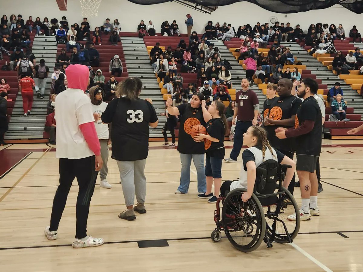 Mrs. Holly Tousha tweet media