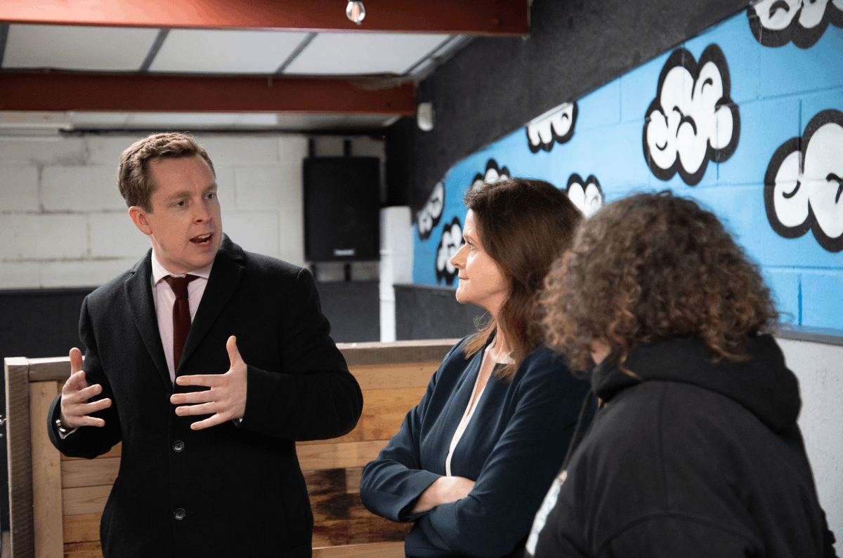 UKHofficial's tweet photo. A huge thanks to PROPS Brewery, who invited our Chief Executive @UKHospKate alongside MP @VotePursglove for a tour of their brewery - where the team and trainees shared their favorite things about working in our exciting industry! 🍻 🍻

#OneIndustryOneVoice https://t.co/bgW1vztQ6u