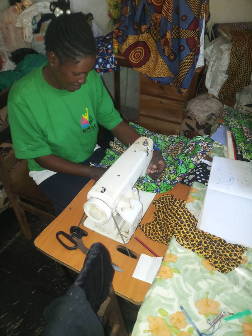 MaseseWomen's tweet photo. Happy new year to all our donors,the seasons have been so tough but we will always persist please donate to us to change a life @impactMarket_ @CeloOrg @SZapela @mbarrbosa @ana_nev8 @JessicaGbt @CryptoImpact5 https://t.co/Rf4mKMokK2