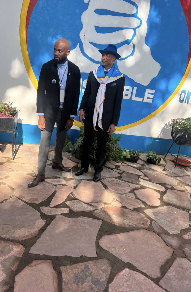 LubulaOdry's tweet image. #RDC Nous sommes le changement que nous avons toujours attendu, les regards tournés vers l’avenir, @Ensemble_MK oui, Tout devient possible...✨🇨🇩
@moise_katumbi 
#Vision2023
#KatumbiPresident🇨🇩