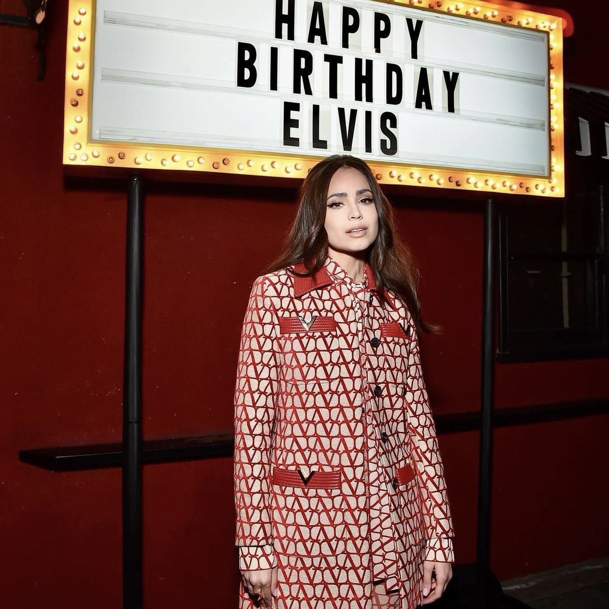 sofia carson pics (@scarsonpictures) on Twitter photo 