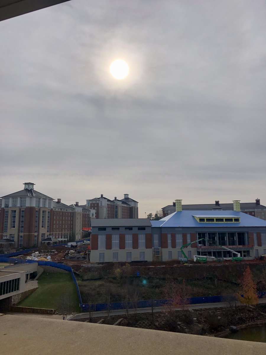 LibertyULibrary's tweet image. The new dining facility across the pond has had some major updates this semester! Check out the transition from last fall to last spring to now! #LibraryViews #StudyViews #JFLibrary