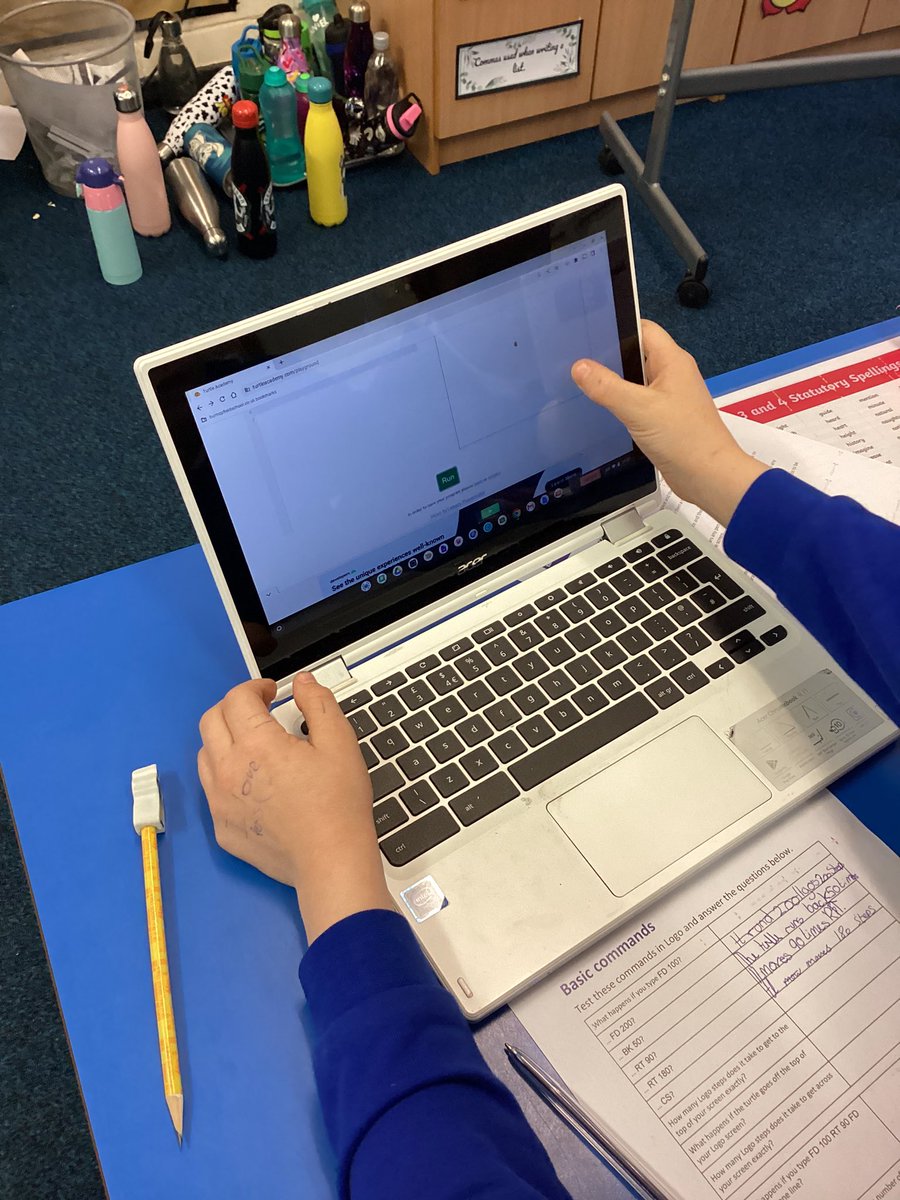 Burnopfield_sch's tweet photo. Year 4 enjoyed using βLogoβ to explore coding this afternoon. #computingburnopfield https://t.co/t1ihuFGsqq