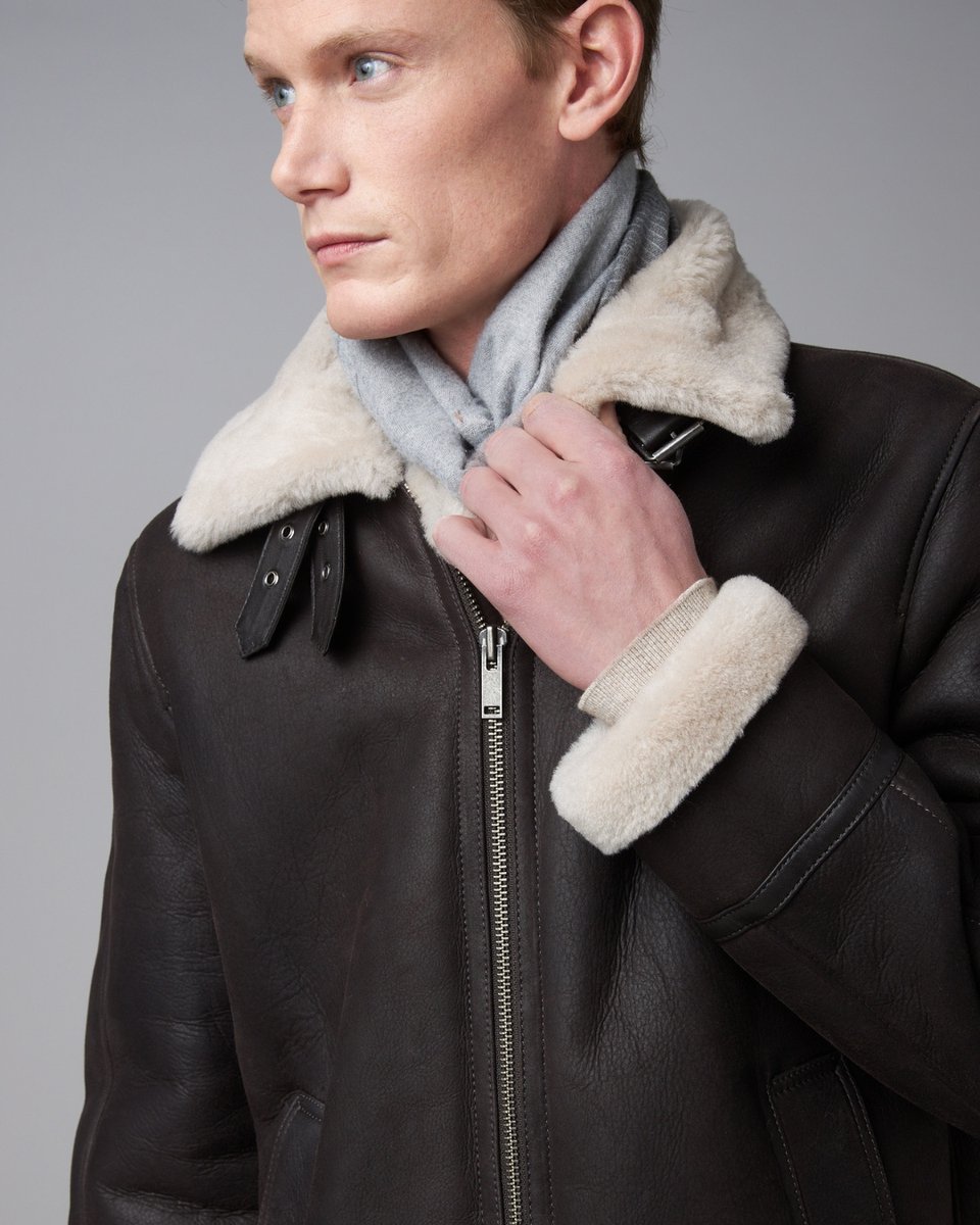 Danier_official's tweet photo. The craftsmanship is in the details
#Danier #Daniermen #Danierwomen #Aviatorjacket #Winterjacket https://t.co/CKKoMboL5q