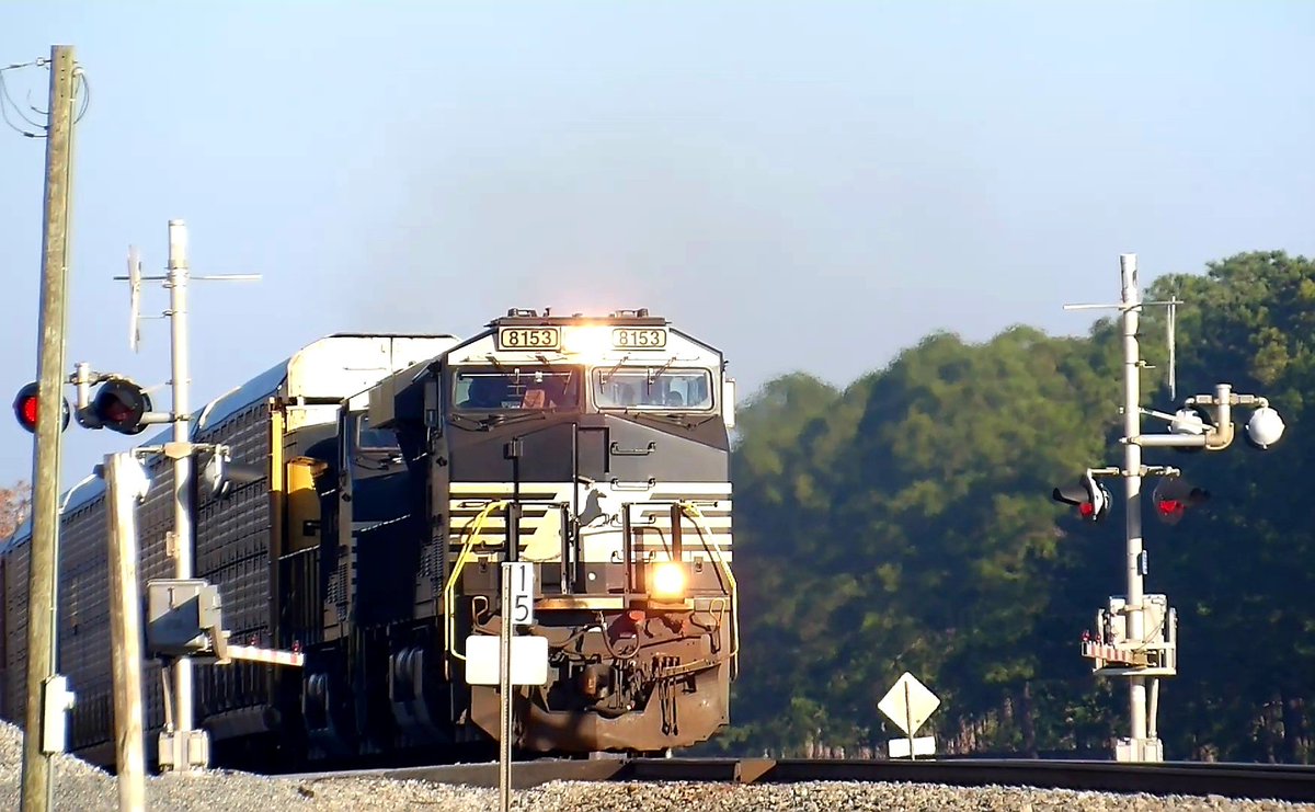 RandomVideos77's tweet image. 