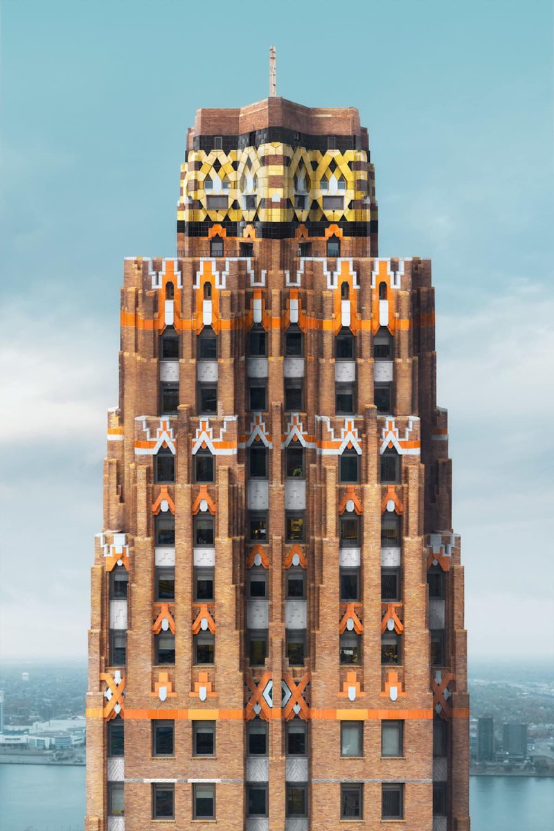 mixdevil66's tweet photo. #Drone #Photography by #ChrisHytha Celebrates the Beauty of Historic #HighRise #Buildings in the U.S. photography. He focuses his drone on the final floors leading to the structure's spire. https://t.co/kM9F4SAysa https://t.co/OZvieAcvih