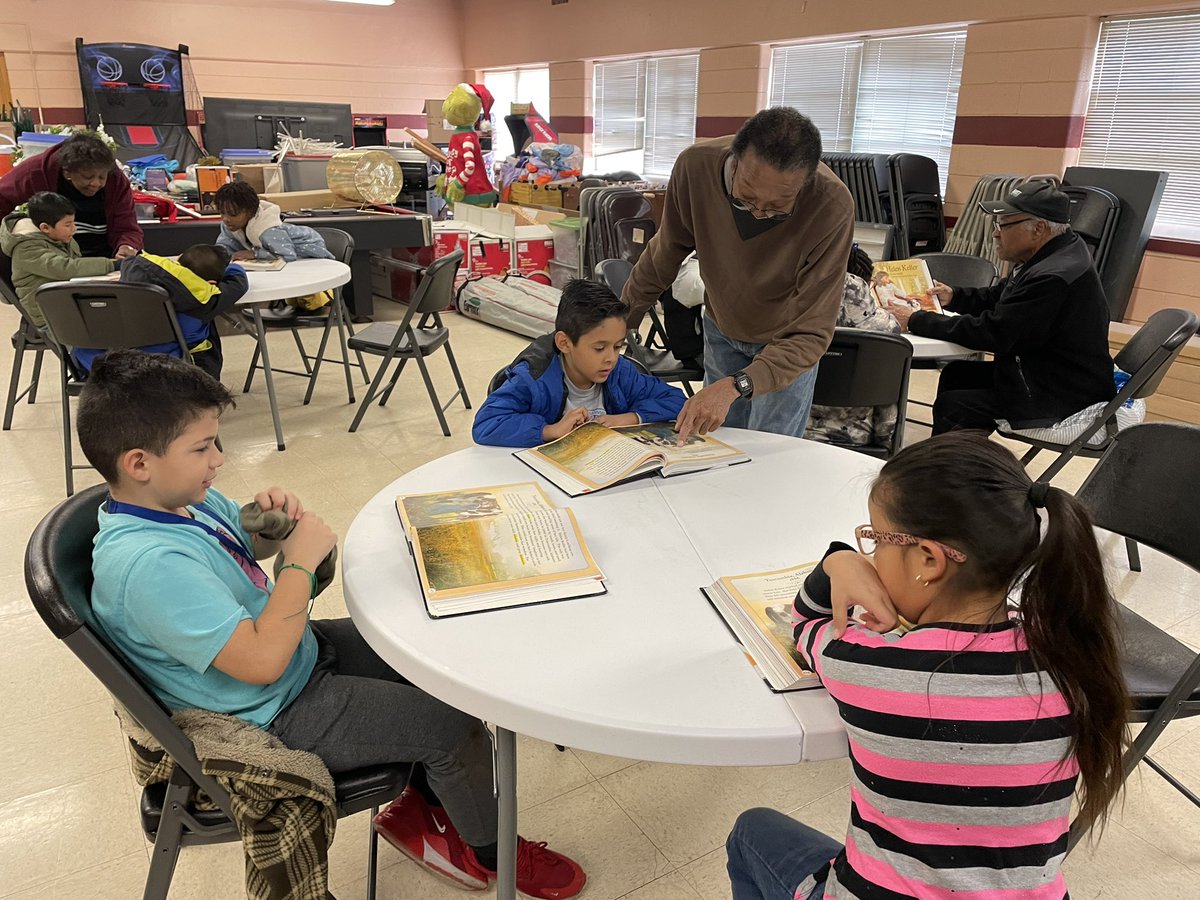 After 2 COVID years we finally got to meet with our Golden Age Partners at McAdams Recreation Center!  It is always fun reading with new friends!#LOuvertureElm #WichitaUSD259 #PublicWichita