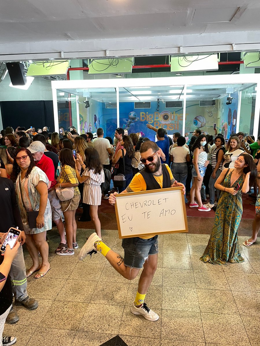 🚨 URGENTE 🚨
Defante voltou do Catar para ser correspondente Chevrolet! Solta o dedinho e comenta aqui: Por que a Chevrolet levaria o Defante pra Casa de Vidro? #ChevroletNoBBB