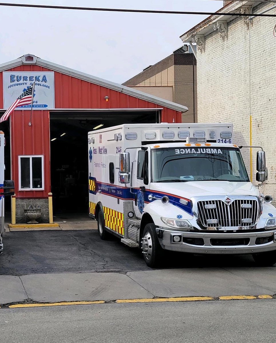 RossWestViewEMS's tweet photo. Ross/West View EMSA, along with our partners from Shaler Hampton EMS, are providing EMS coverage today in the Tarentum area.  Our fire and EMS peers in the AK valley are supporting local law enforcement with the funeral for Chief Justin McIntire. https://t.co/eA7LGjOOOP