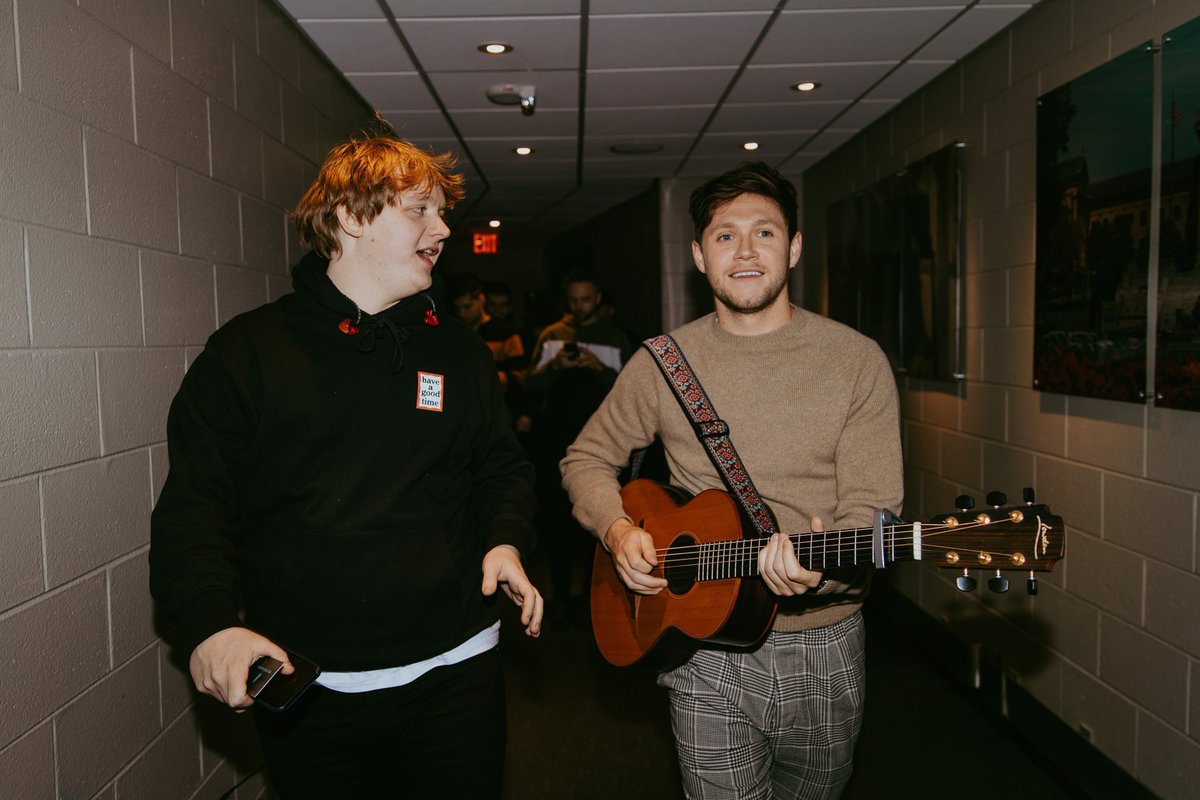 UpdatesbySun's tweet photo. Niall is nominated too!!

I'm voting for #NiallAndLewis for #FaveDocumentary at the #iHeartAwards https://t.co/RWhiHJQv4S