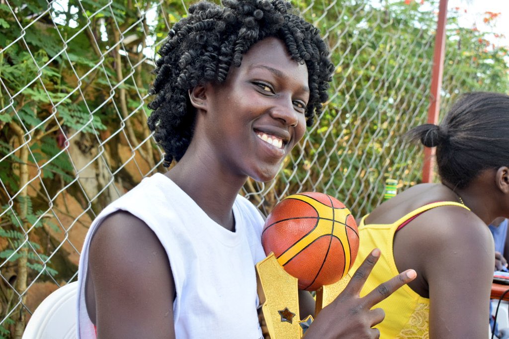 simplyPINit's tweet photo. Organised by ‘Power In Numbers’ – a charity Club in conjunction with the late Simon’s ‘Put A Smile Foundation’, the basketball tournament attracted 9 teams constituted of current and legendary pro-ball stars who left everything on the court in honour of his legacy. #simplyPINit https://t.co/dCWRjV4yNN