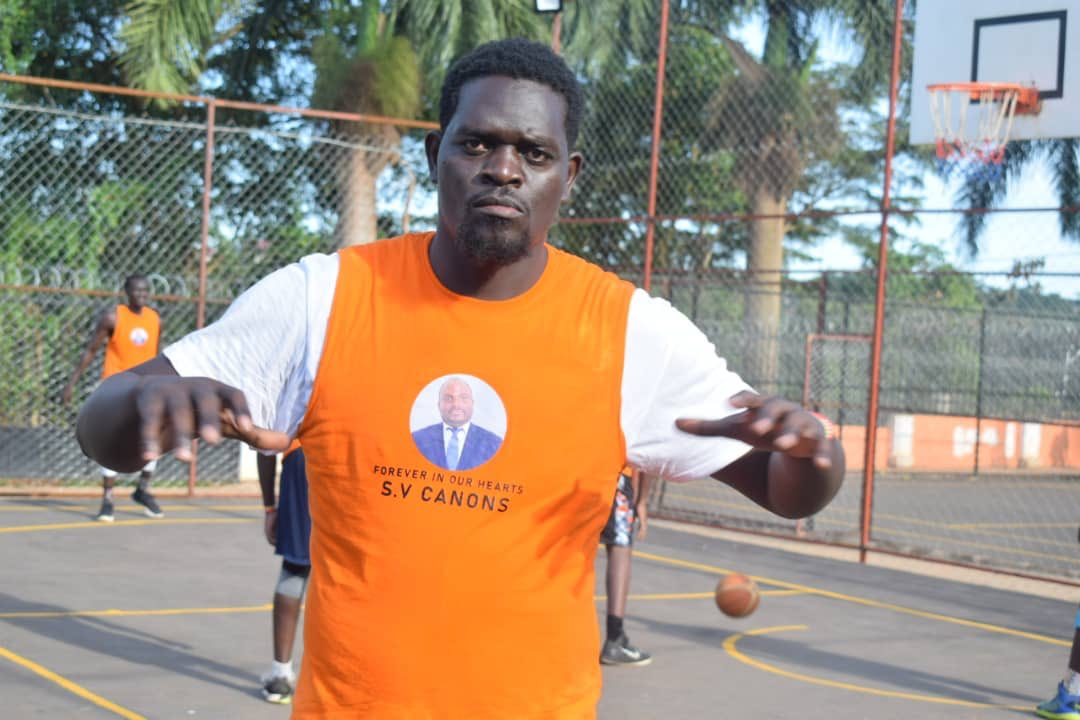 simplyPINit's tweet photo. Proceeds from the tournament to the tune of Ugx 13 Million went to Put A Smile Foundation, a ‘tofaali’ extended to the charity organisation in a bid to ensure that the acts of generosity that Simon stood continue. #simplyPINit #Dunk4Simo https://t.co/Nm225N8iO3