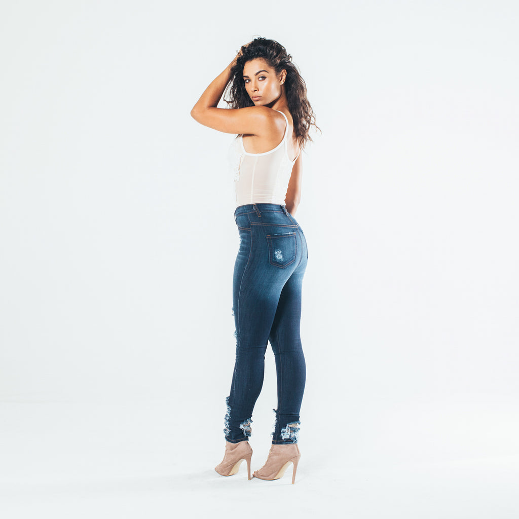 JSamsonEsquire's tweet image. The year 2023 has started off with The Samson Family setting the standard for #1WM champions. Congratulations to the World Heavyweight Champion, @QisGonnaBreakYa, and the Pride of 1WM Champion, @NHStokes!