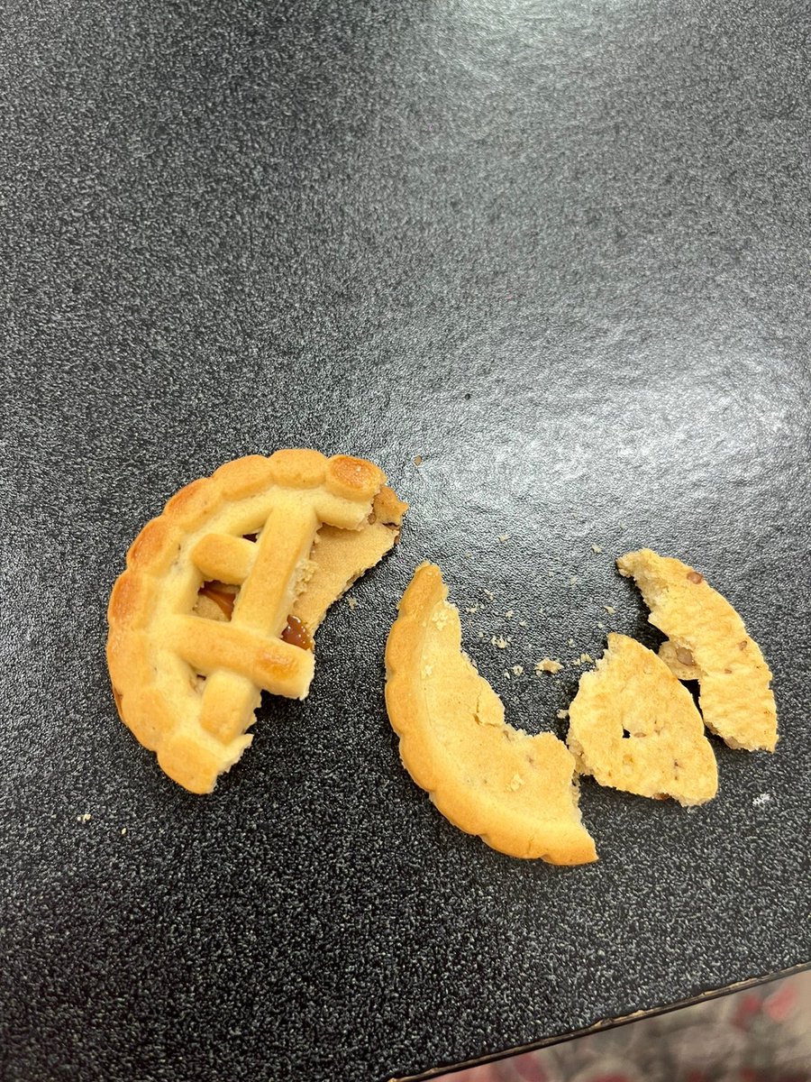 vanealemaan's tweet photo. una grosería el no poder disfrutar de esta deliciosa galleta , que decepción @gamesa_mx  vacía … https://t.co/DA37ijIDRR
