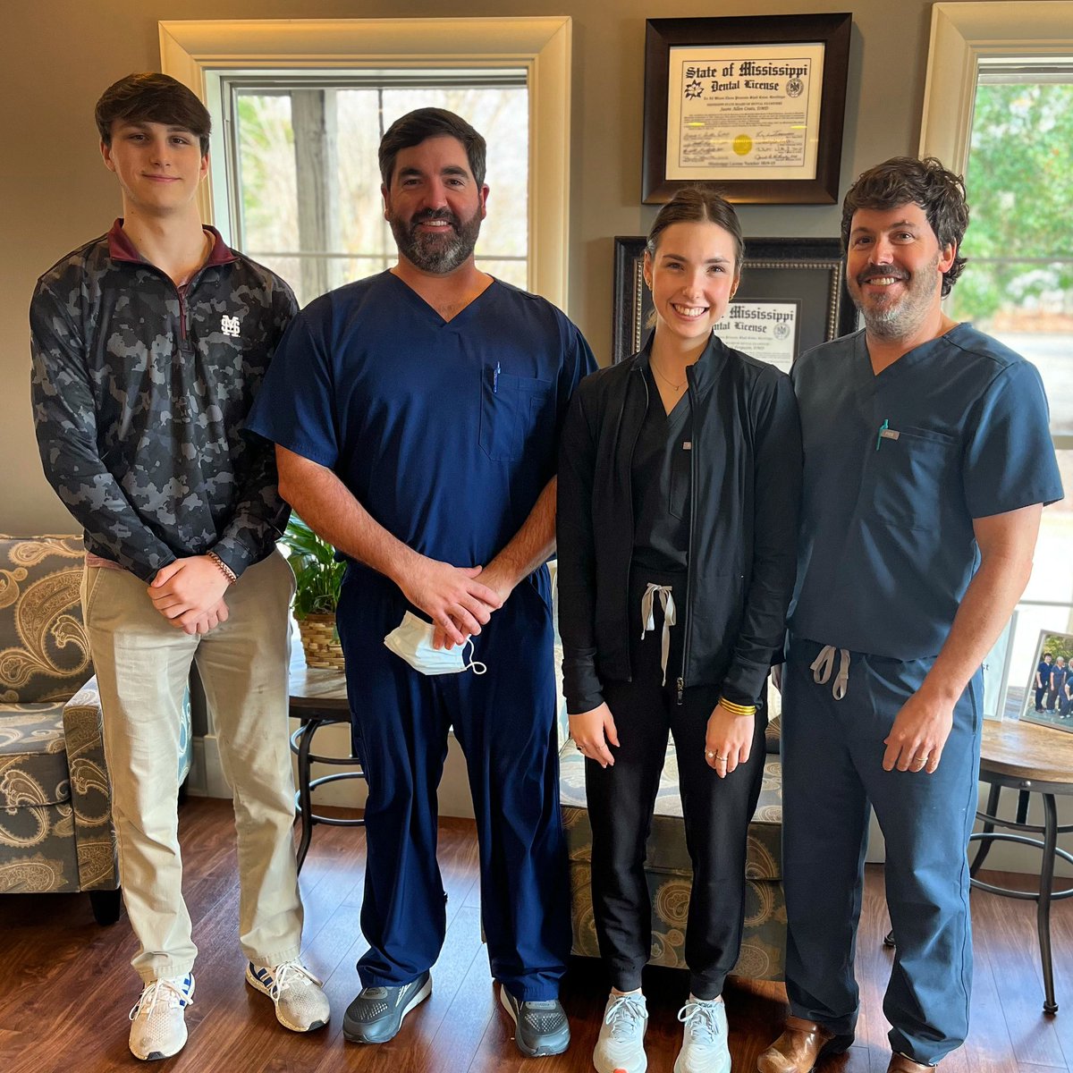 FergusonCoats's tweet photo. We are so excited to be a part of the Starkville Academy Project Engage program! How could these students not want to be dentists after spending a couple days with Dr. Ferguson &amp; Dr. Coats?! 🦷🪥 https://t.co/D0EYBjGwyM