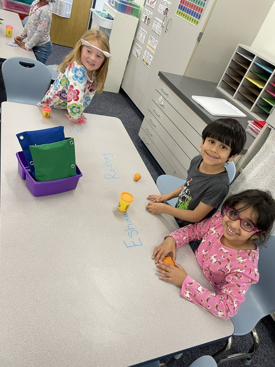 <a href="/McneilKinder/">McneilKindergarten</a> Today Kindergarten student made squares out of play dough to help deepen their learning of 2D shapes, they had discuss stating “I know this is a square because…” #Kindergarten #Mcneilelem