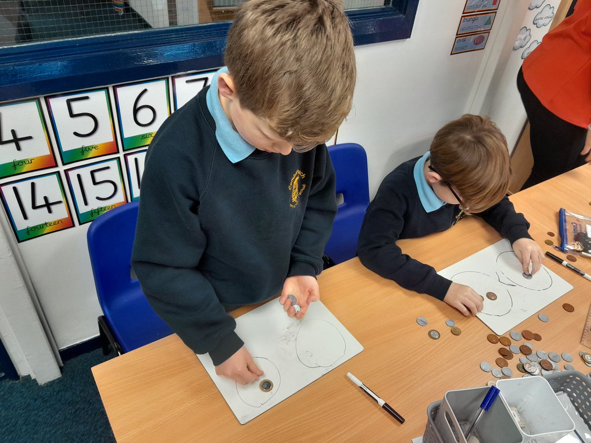 Miss Collins tweet media