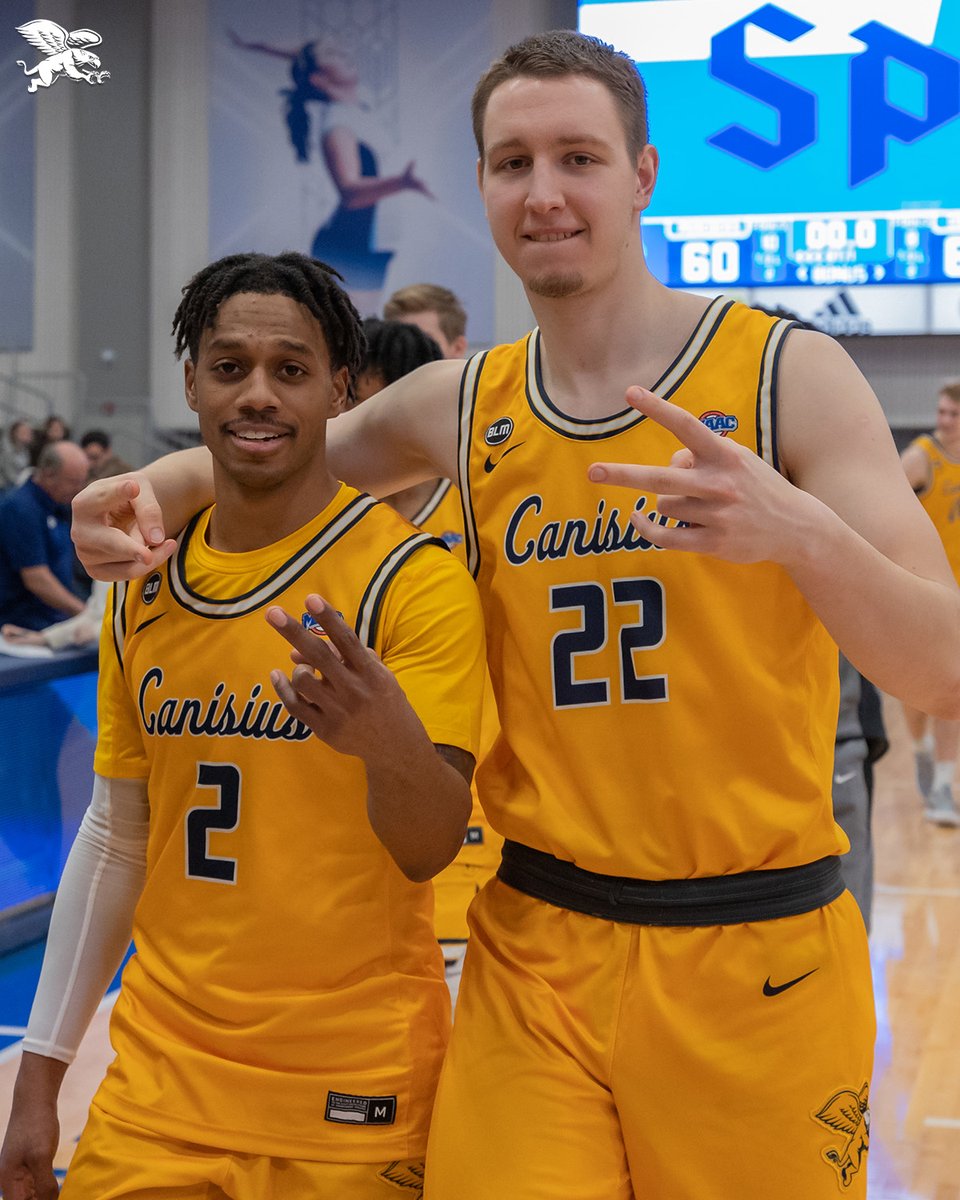 Griffs_MBB's tweet photo. Deuces.

#Griffs https://t.co/qSXKcn4jqM