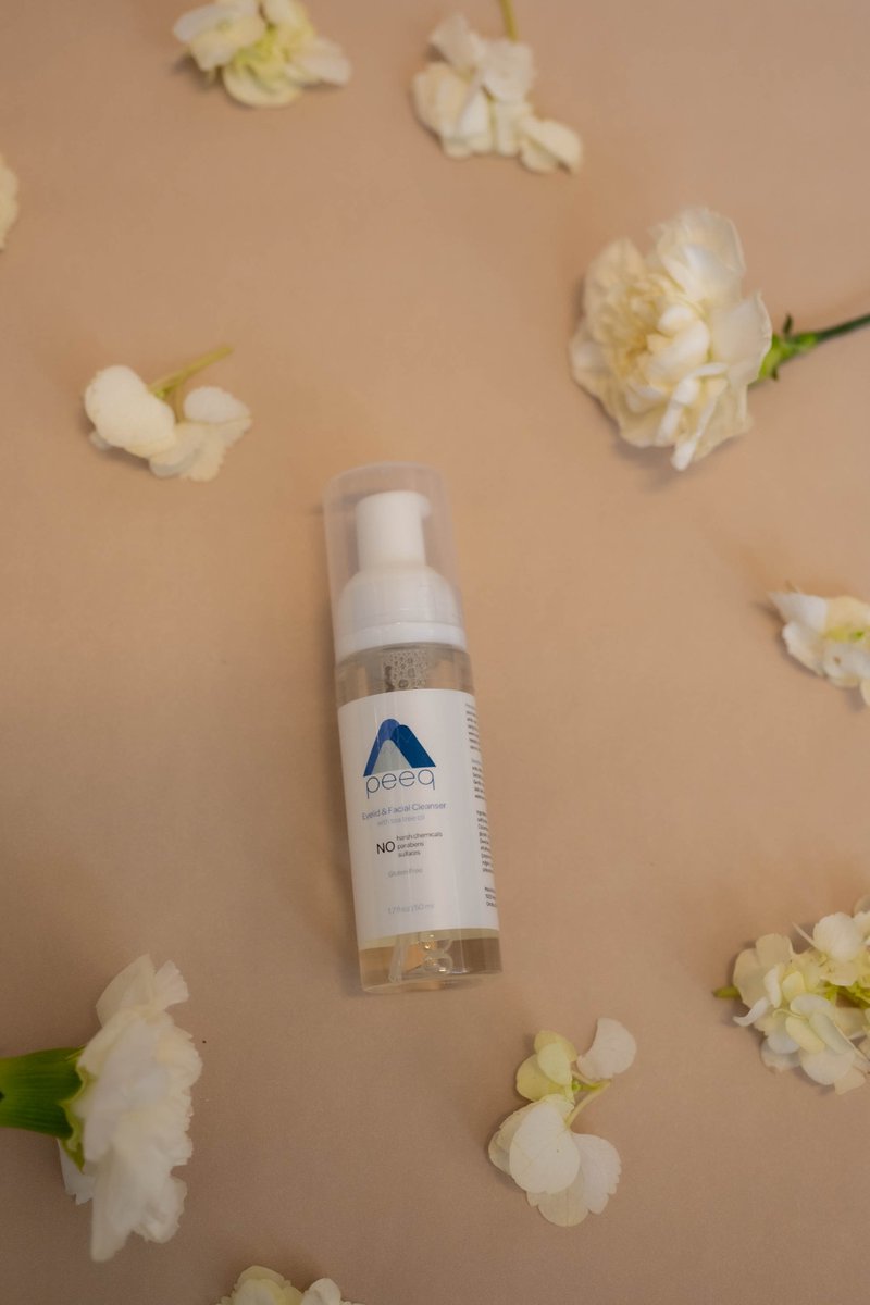 The powerhouse of the skincare routine! Our Eyelid and Facial Cleanser is guaranteed to improve your skincare routine. Good for day &amp; night.

Don't just take our word for it, try it yourself! Visit the link in our bio to get yours! 

l8r.it/yHeY