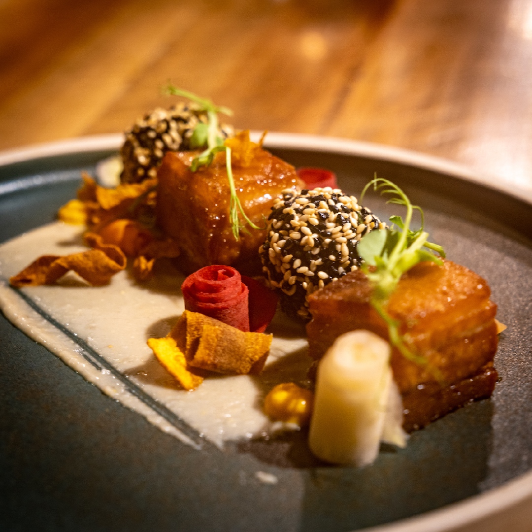 TheLitton's tweet photo. Honey and soy belly of pork 🍯 Accompanied by pulled pork bonbons which have been gently rolled in seeds, pickled apple, pine nut butter and carrot textures.
#localfood #localproduce #wintermenu #traditionallyuntraditional #awardwinning #countrypub #somerset #thelitton https://t.co/RWZWk5xTgj