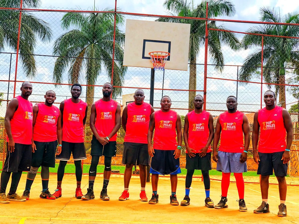 simplyPINit's tweet photo. “With this token received from all of you, the Put A Smile Foundation is going to ensure that the acts of kindness and compassion for humanity extended by Simon continue.”
-@bmngabirano1 #simplyPINit #Dunk4Simo https://t.co/y4GEngivtu