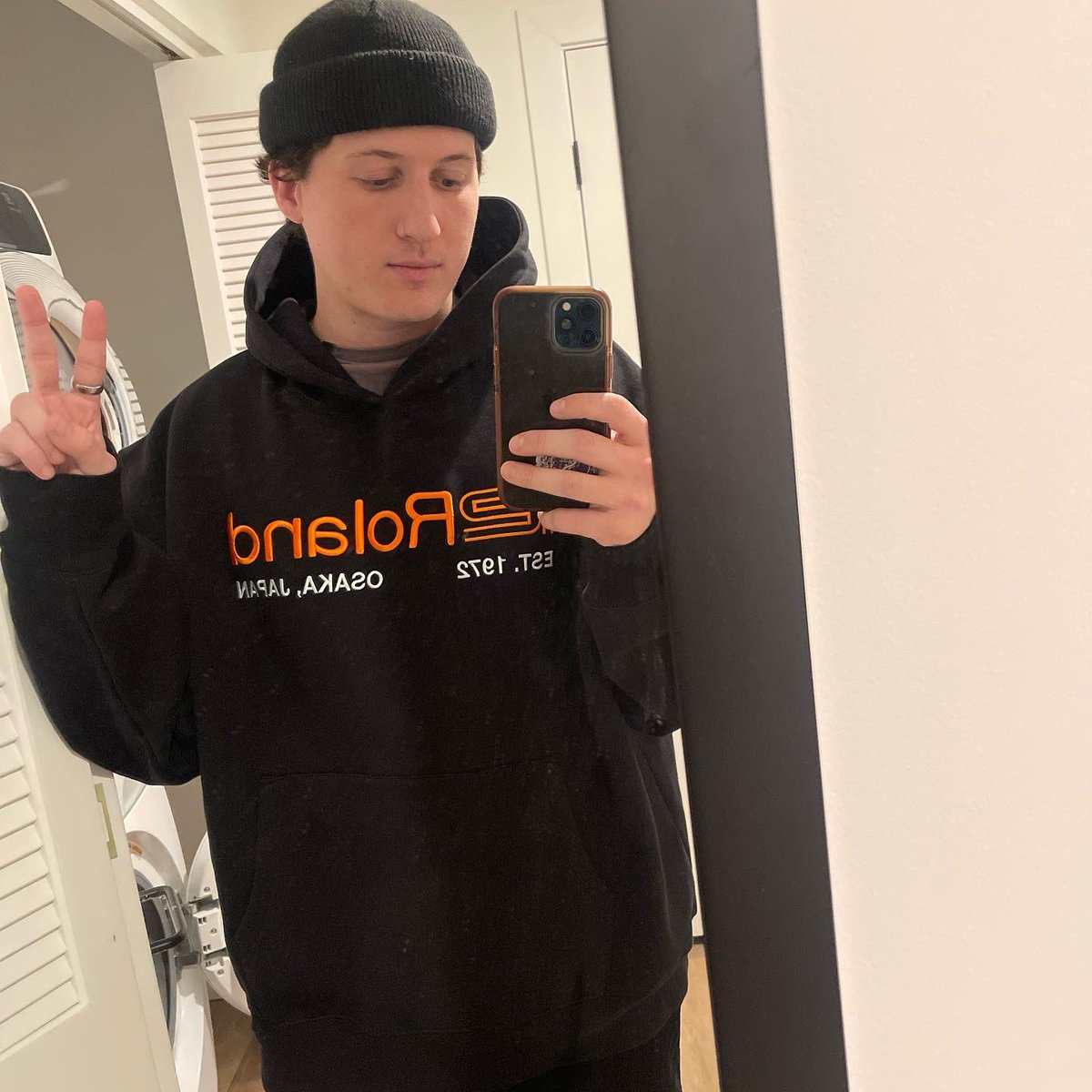 Ophion🛒 tweet media