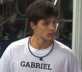 centralreality's tweet photo. Manoel: "Eu não te conheço ainda, não vou falar de você enquanto eu não te conheço."
Gabriel: "Mas você como psiquiatra não analisa as pessoas?"
Manoel: "Mas eu não fico dando minha opinião." #BBB23 https://t.co/T2RrvuAuIu