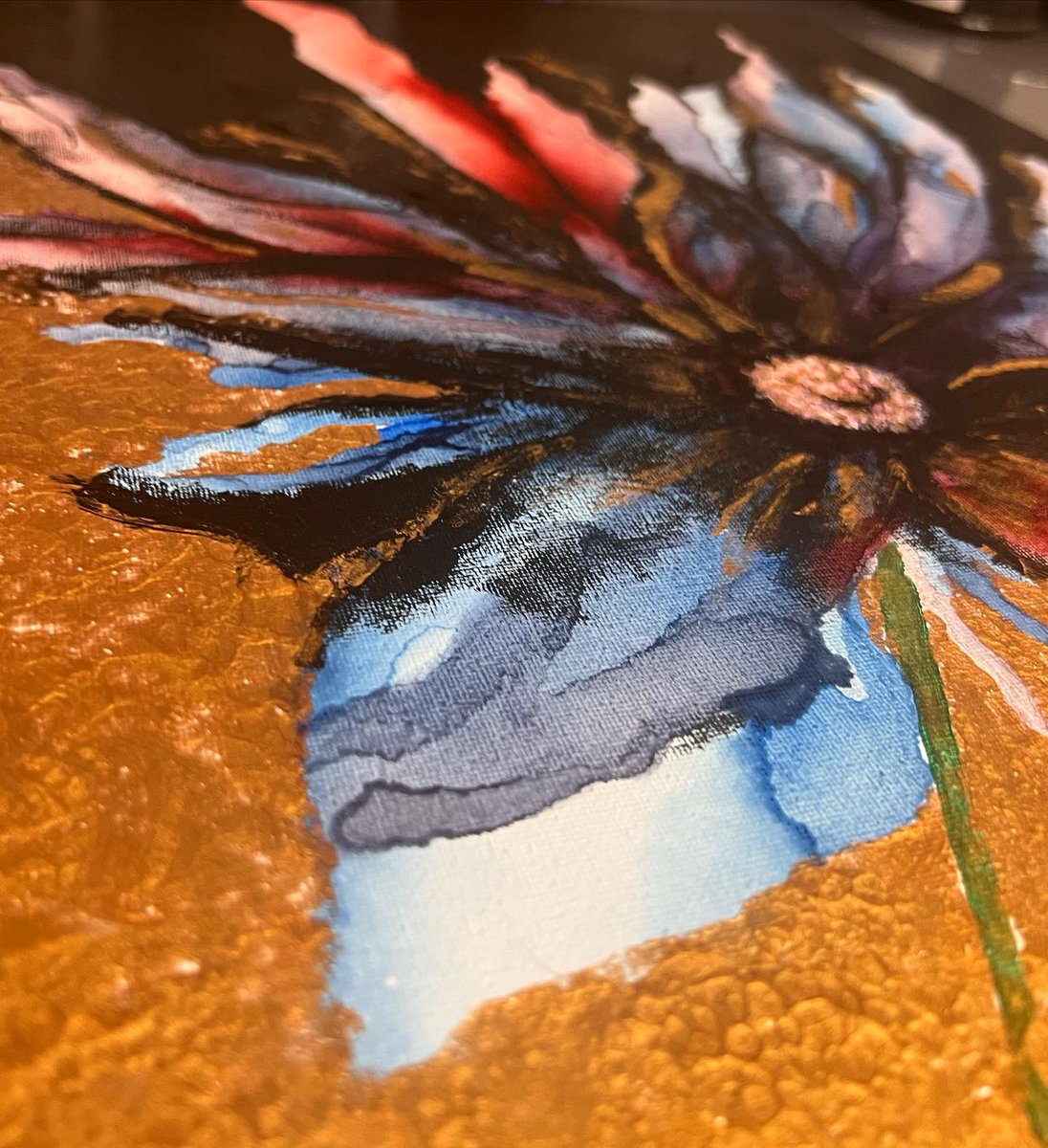 GiseleLauren90's tweet photo. Staving artist #thanksforsharing #himynameis #WHO #mynameis #WHAT #mynameis #noreply #noshare #noretweet #humanitywithheart #humans #heressomesoul #depth #depression #acrylicpainting #sharethis Nah share https://t.co/g7KKNNCr7A god bless creative creatures https://t.co/wedE9V8whK