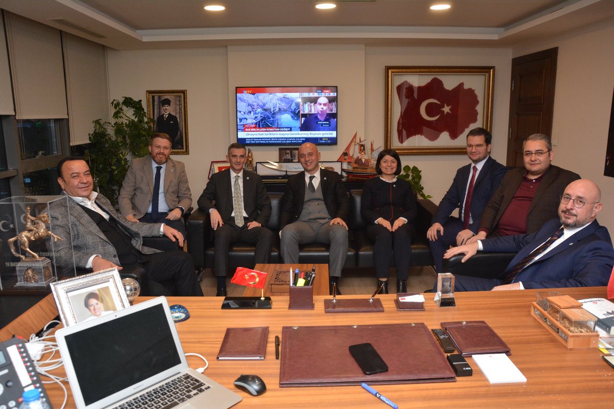 Ümit Dikbayır (@umitdikbayir) on Twitter photo Partimizin kurucu Ankara İl Başkan Yardımcılığı ve akabinde iki dönem Merkez Disiplin Kurulu üyeliği görevlerini başarıyla ifa eden, ilk günden bugüne azmi ve çalışmalarıyla örnek gösterilen Ankara İl Başkan Adayımız Av. Batuhan Yılmaz’a (<a href="/avbatuhanyilmaz/">Batuhan YILMAZ</a>) başarılar diliyoruz. Partimizin kurucu Ankara İl Başkan Yardımcılığı ve akabinde iki dönem Merkez Disiplin Kurulu üyeliği görevlerini başarıyla ifa eden, ilk günden bugüne azmi ve çalışmalarıyla örnek gösterilen Ankara İl Başkan Adayımız Av. Batuhan Yılmaz’a (<a href="/avbatuhanyilmaz/">Batuhan YILMAZ</a>) başarılar diliyoruz.