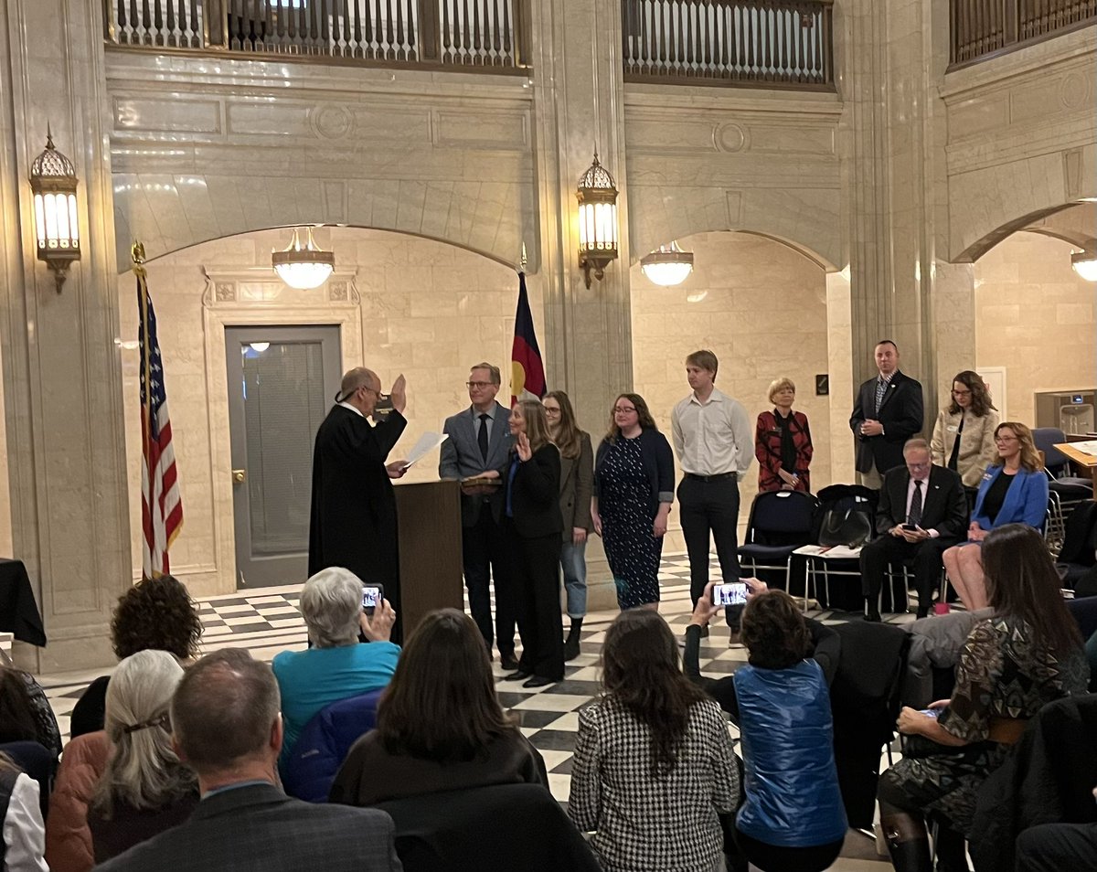 JoeSchoolPR's tweet image. Congratulations to all newly elected members of the Colorado State Board of Education who were sworn in today, including former @Adams12 Board President Kathy Plomer. Thank you for your service to public education. #FiveStarProud @codepted