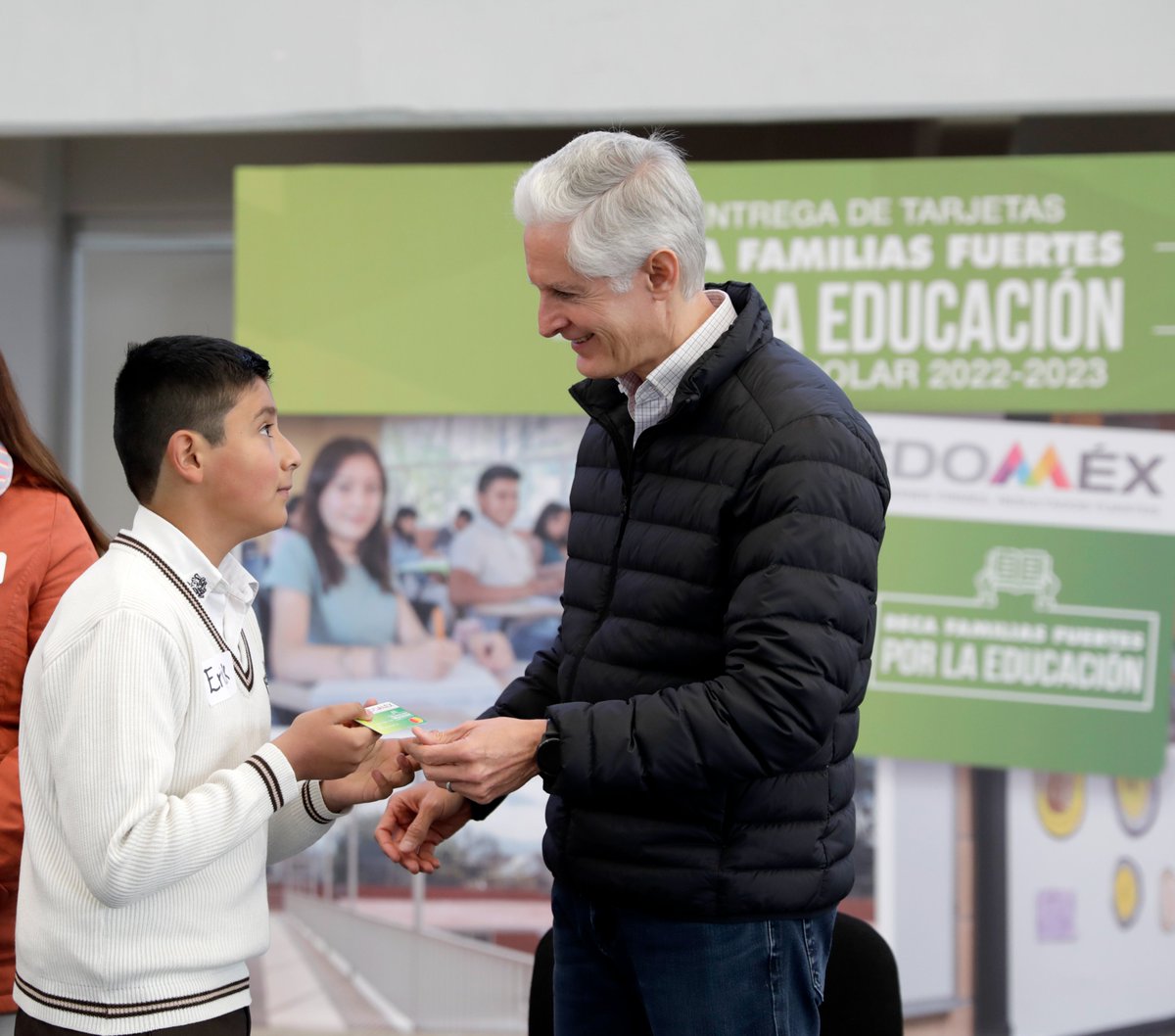 alfredodelmazo's tweet image. Hoy entregamos más de 12,000 #BecasEdoméx para dar más y mejores oportunidades a los estudiantes mexiquenses y a sus familias.