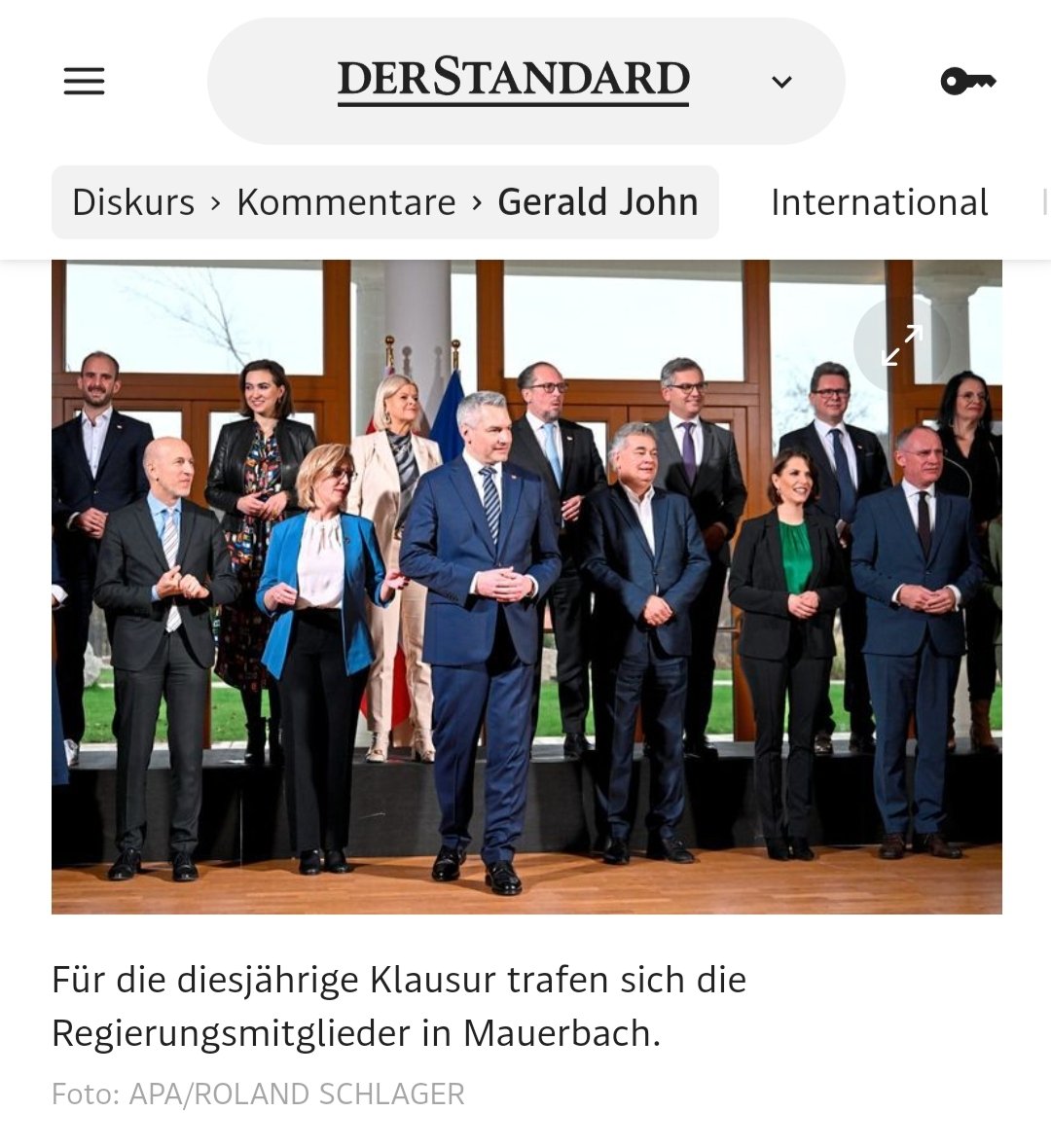 OE_Markus's tweet photo. Klassenfoto der Unbeliebten.
#Mauerbach #Regierung #Klausur #Regierungsklausur #ÖVP #Nehammer #Kogler #zib2 https://t.co/k6J97O4hBD